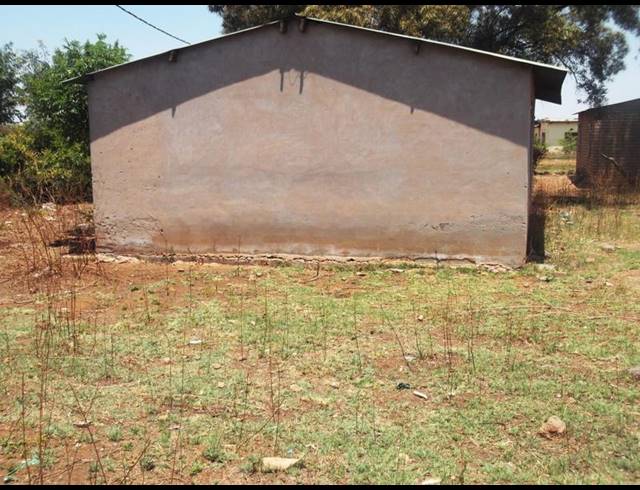 2 BEDROOM HOUSE FOR SALE IN CAROUSEL VIEW